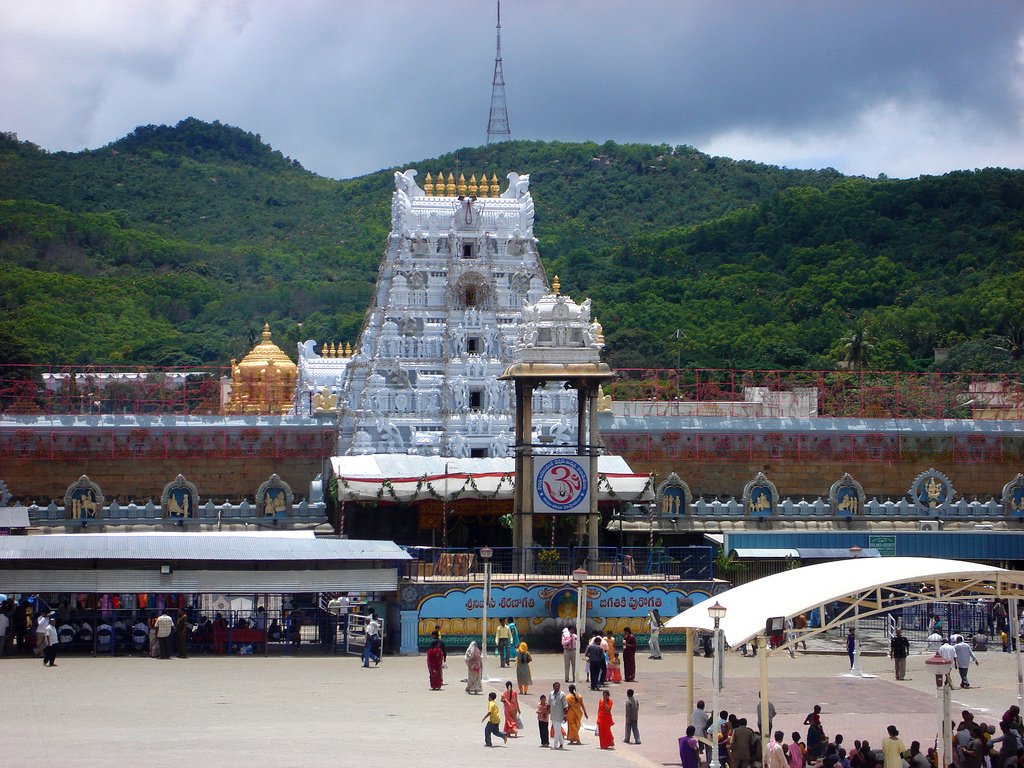 Tirupati temple by Travel Jaunts